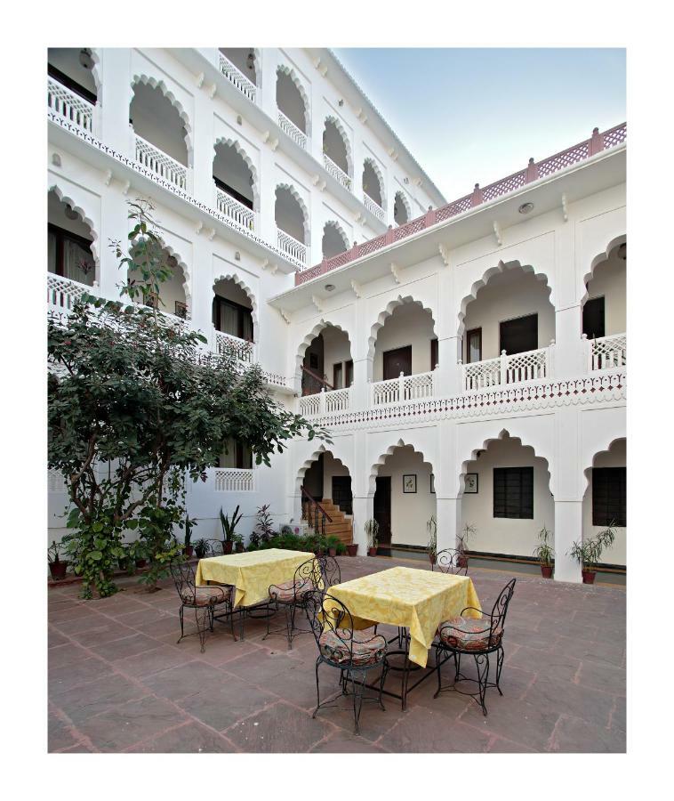 Hotel Heritage Khandwa Haveli à Jaipur Extérieur photo